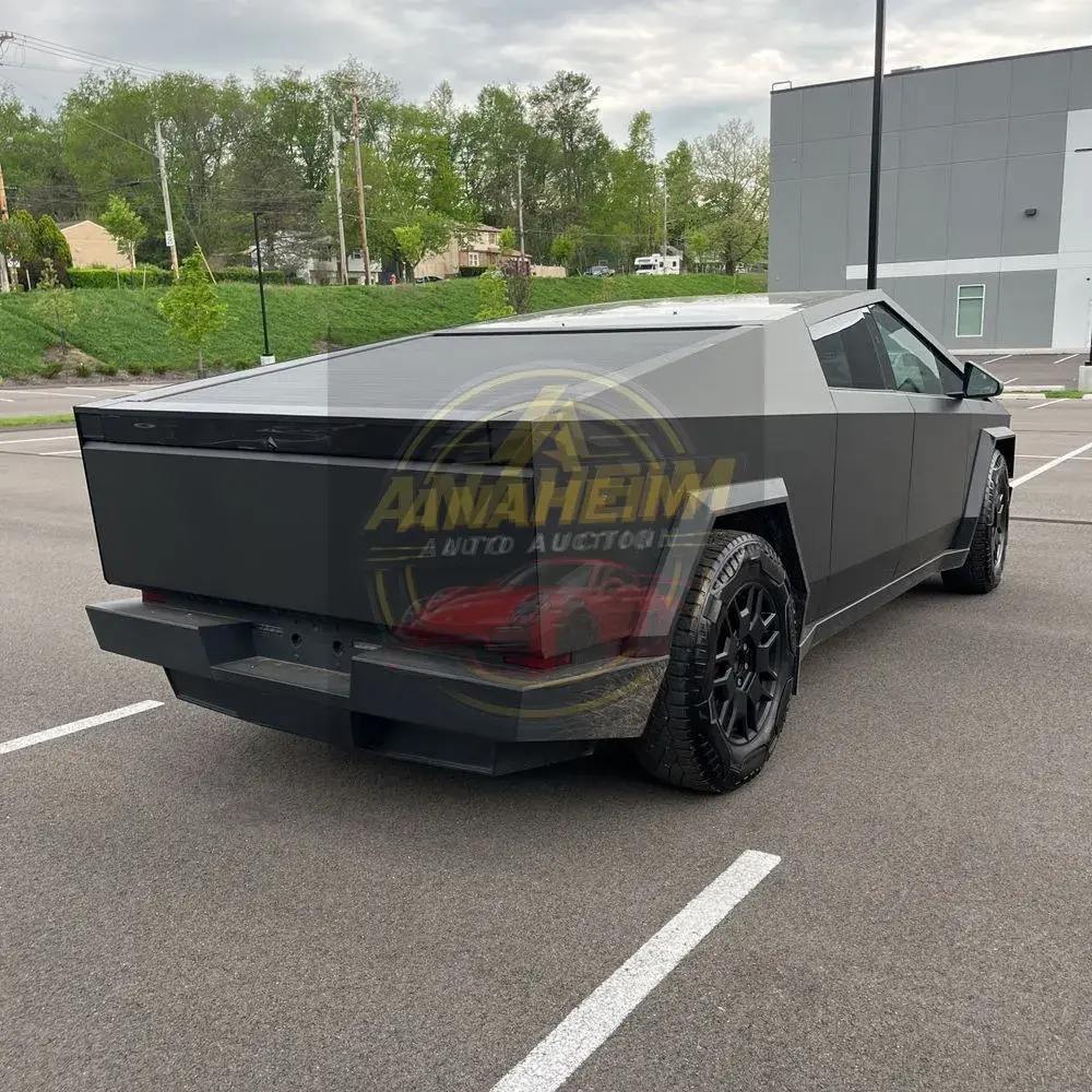 2024 Tesla Cybertruck CyberBeast
