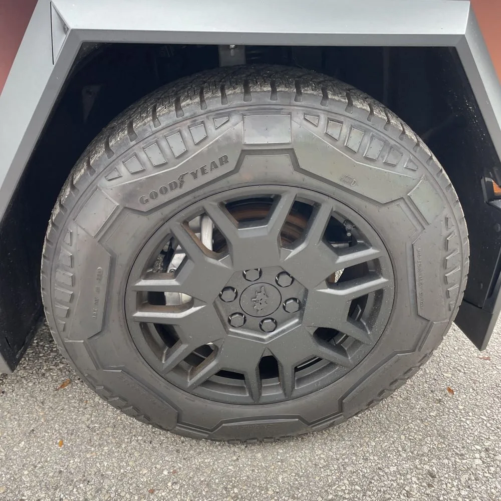 2024 Tesla Cybertruck CyberBeast