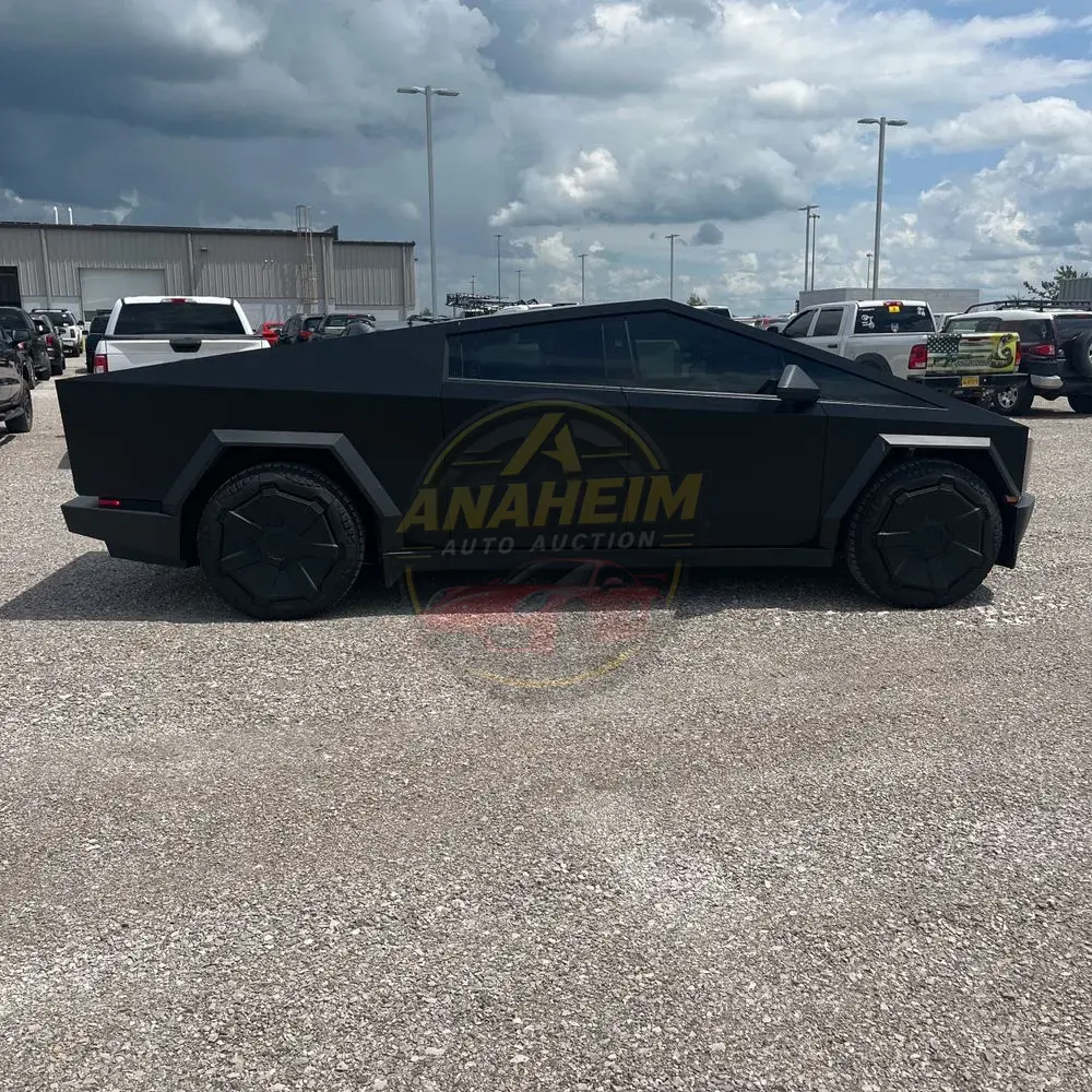 2024 Tesla Cybertruck CyberBeast