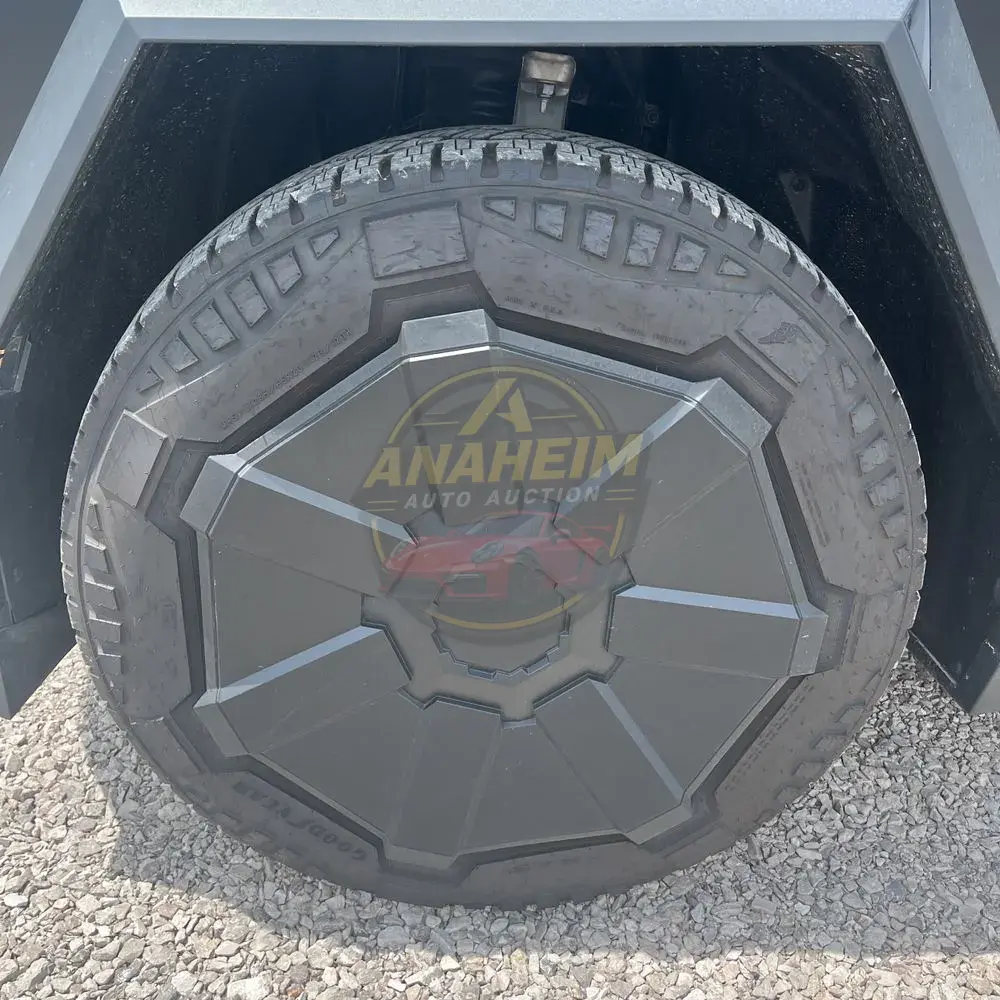 2024 Tesla Cybertruck CyberBeast