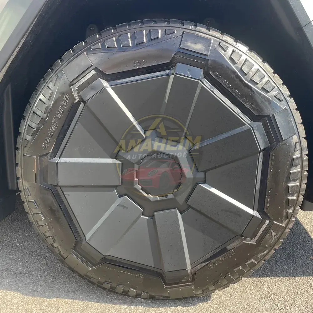 2024 Tesla Cybertruck CyberBeast