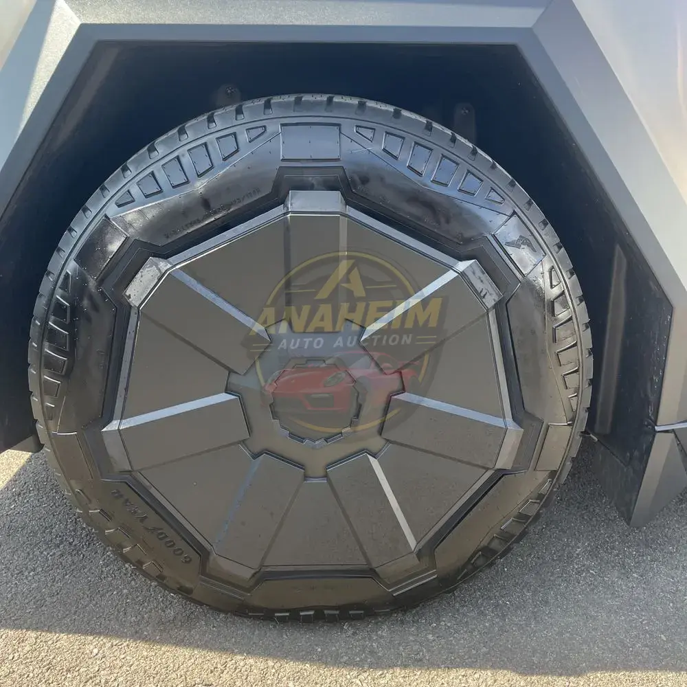 2024 Tesla Cybertruck CyberBeast