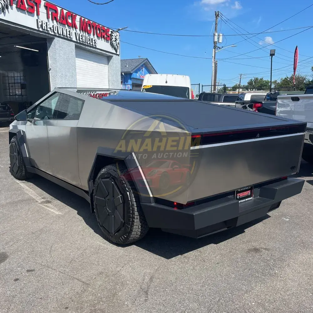 2024 Tesla Cybertruck CyberBeast