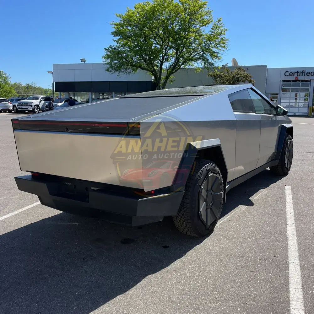2024 Tesla Cybertruck CyberBeast