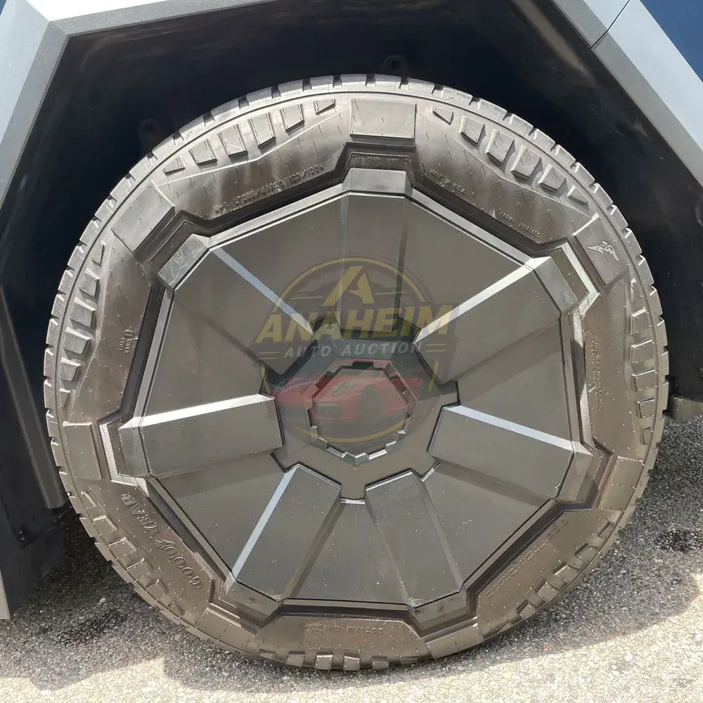 2024 Tesla Cybertruck CyberBeast