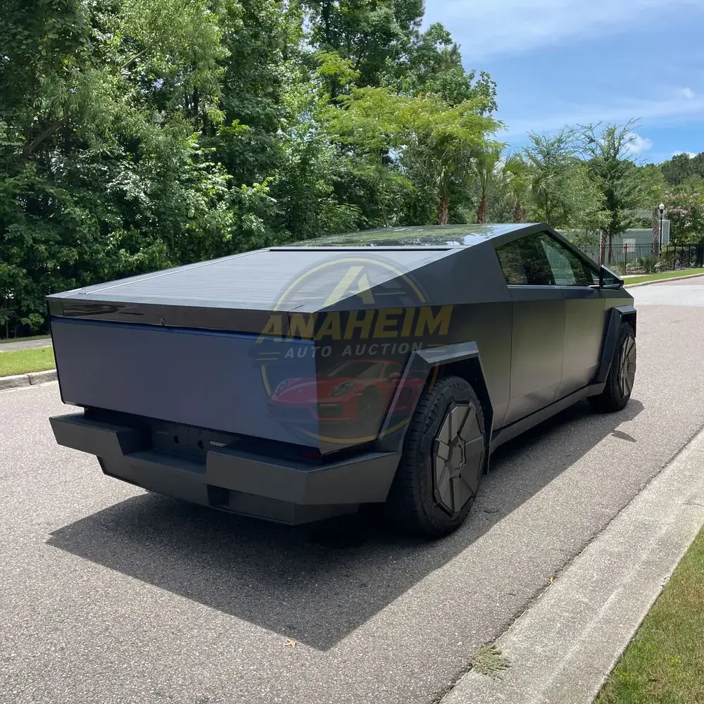 2024 Tesla Cybertruck CyberBeast