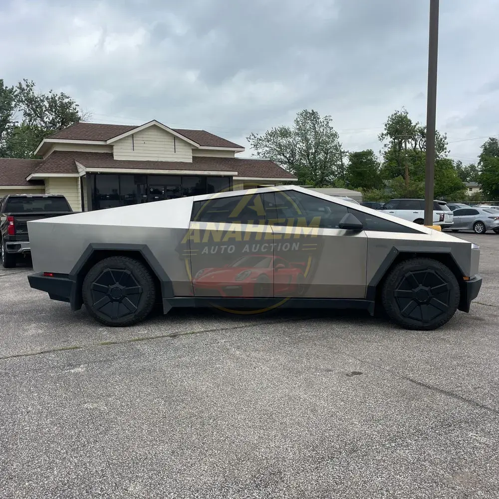 2024 Tesla Cybertruck CyberBeast