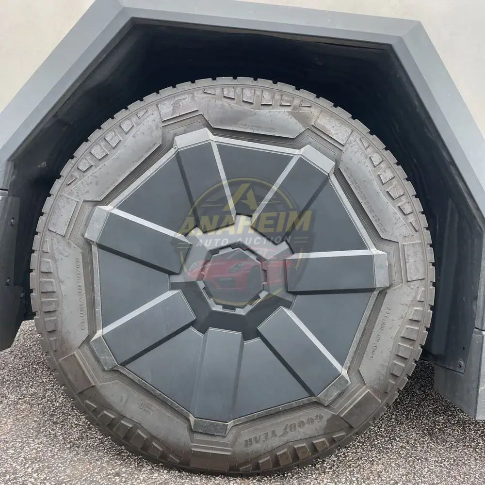 2024 Tesla Cybertruck CyberBeast