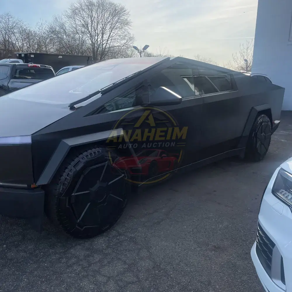 2024 Tesla Cybertruck CyberBeast