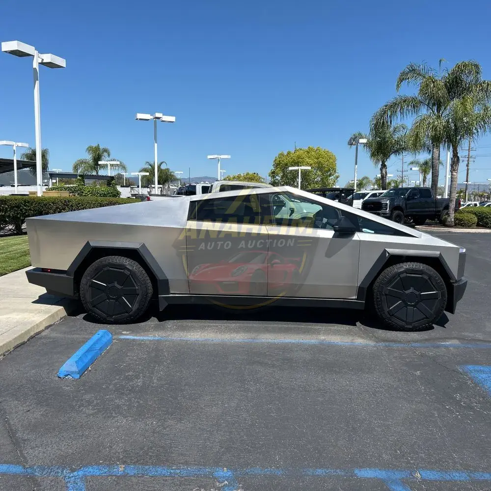 2024 Tesla Cybertruck CyberBeast
