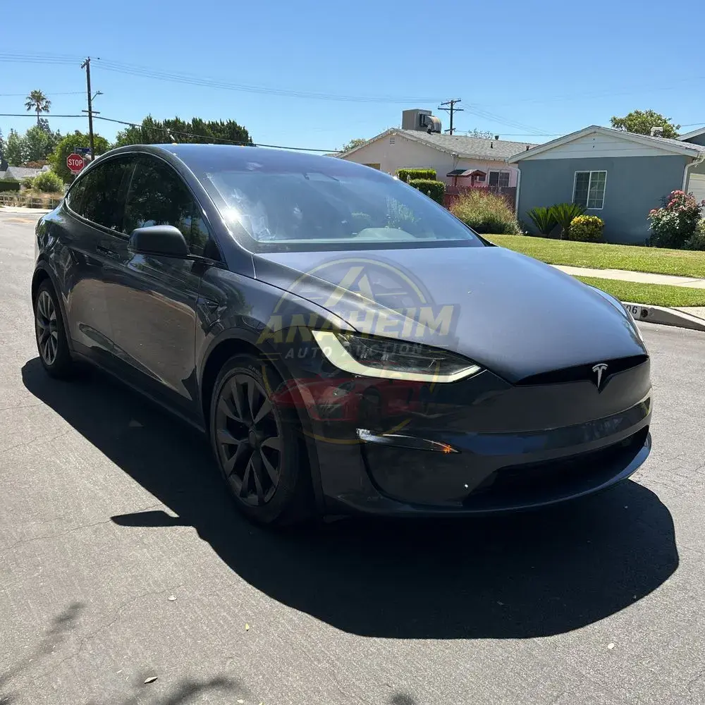 2022 Tesla Model X Plaid