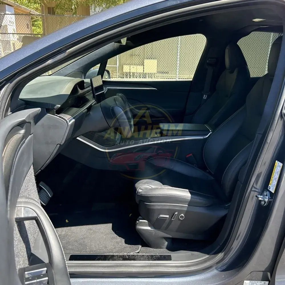 2022 Tesla Model X Plaid