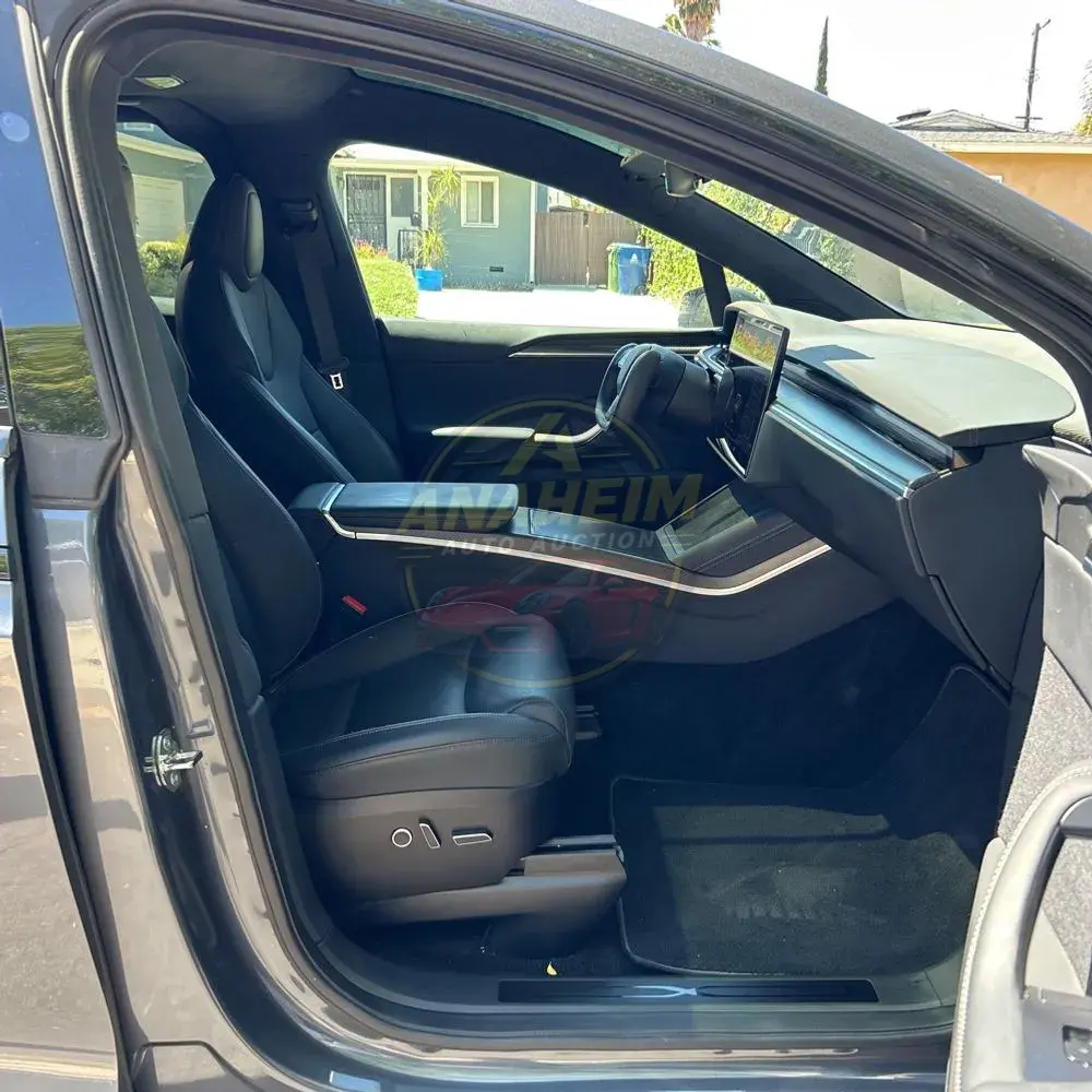 2022 Tesla Model X Plaid