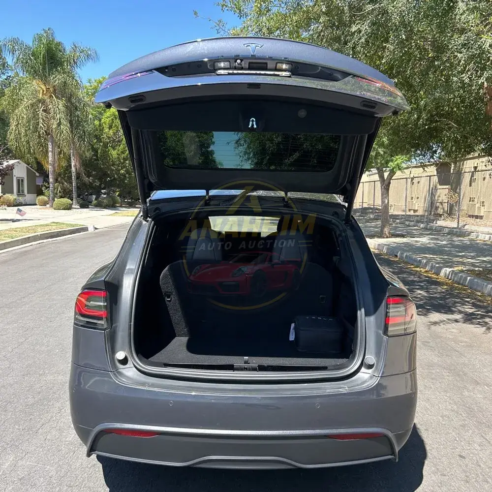 2022 Tesla Model X Plaid