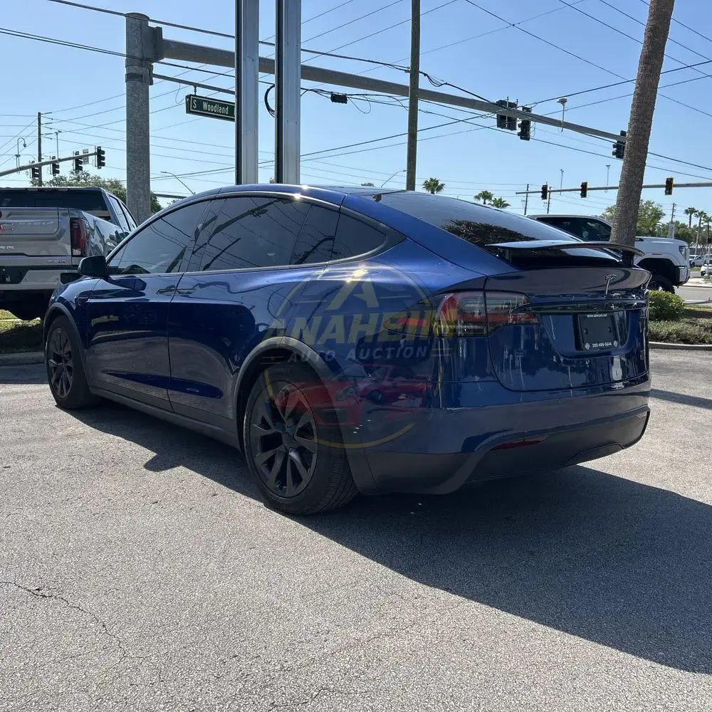 2022 Tesla Model X Plaid