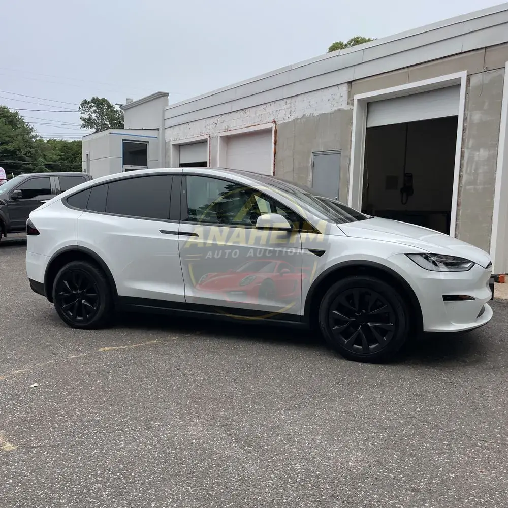 2022 Tesla Model X Plaid