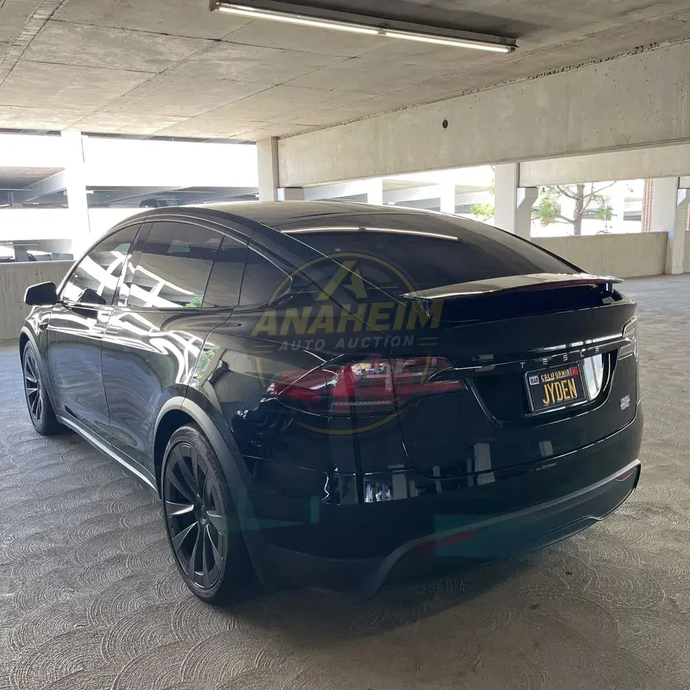 2023 Tesla Model X Plaid