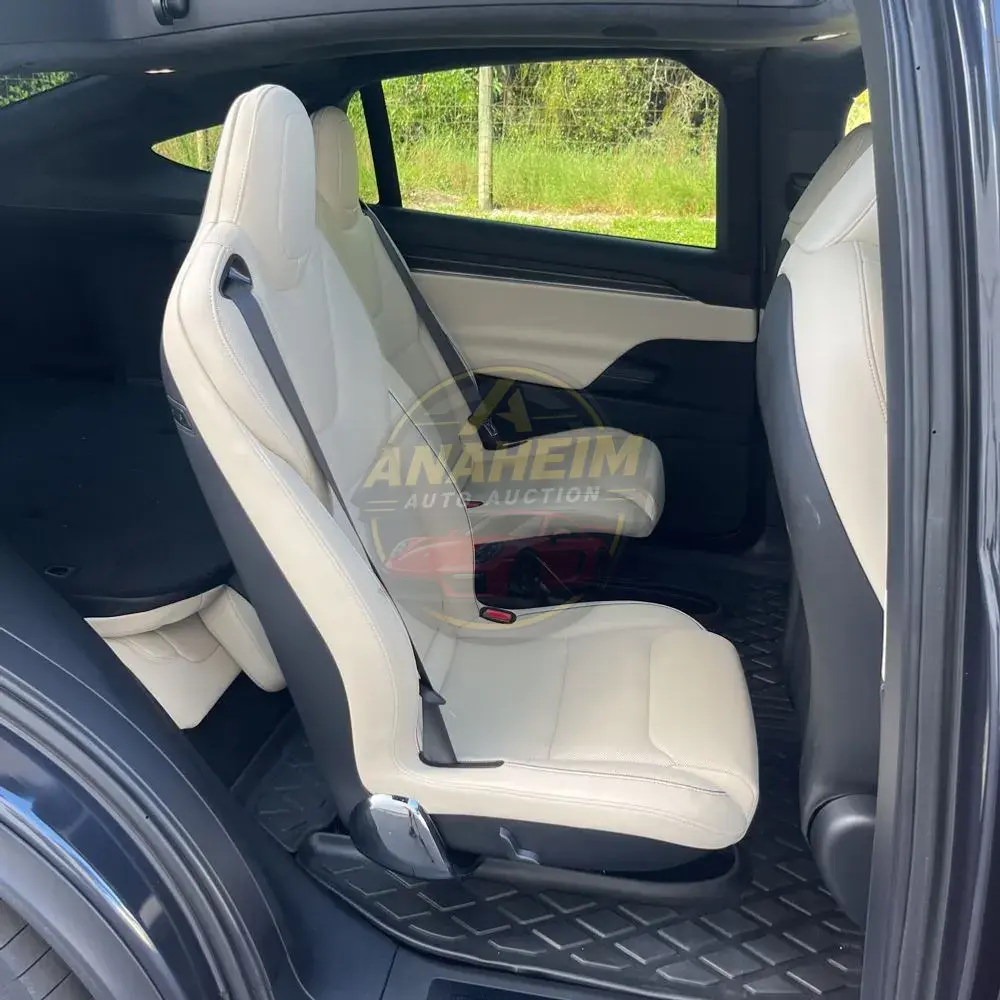 2024 Tesla Model X Plaid