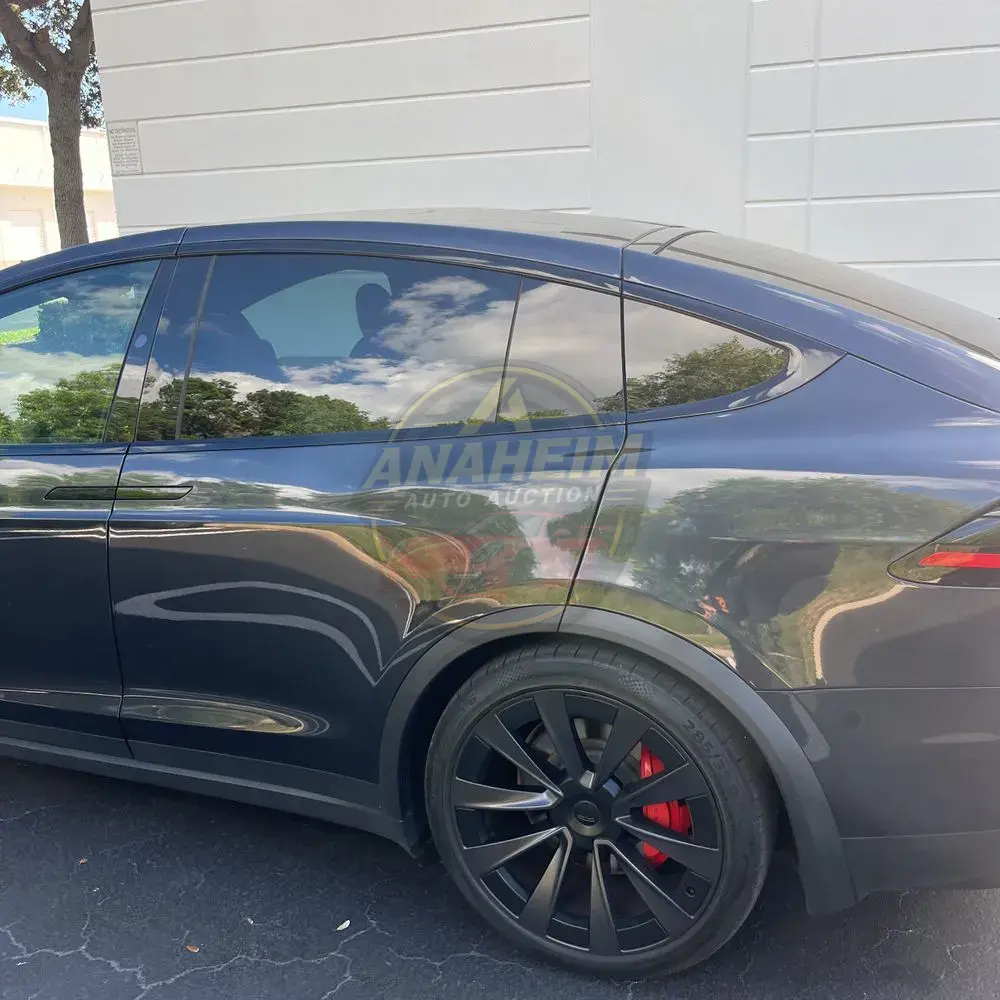 2024 Tesla Model X Plaid