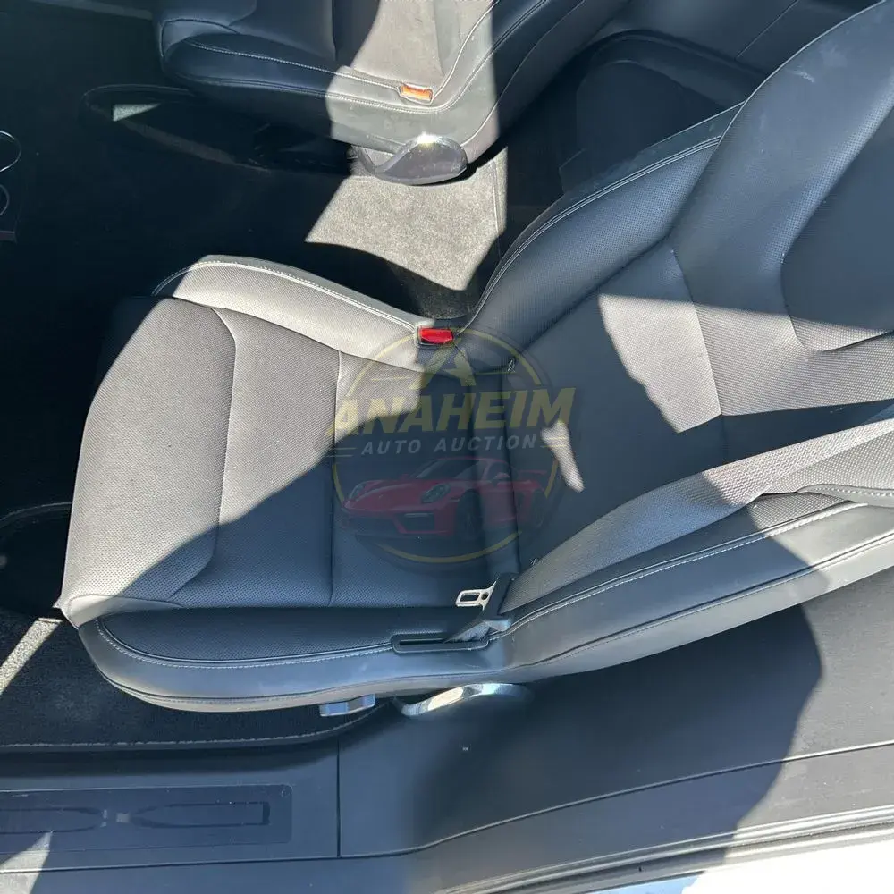 2022 Tesla Model X Plaid