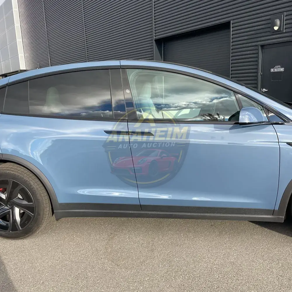 2026 Tesla Model X Plaid