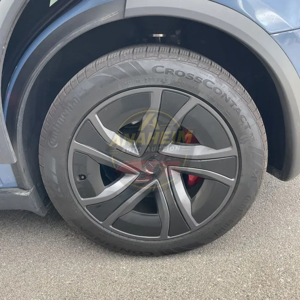 2026 Tesla Model X Plaid