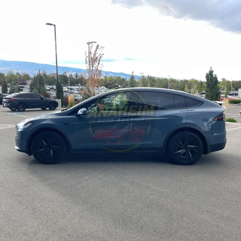 2026 Tesla Model X Plaid