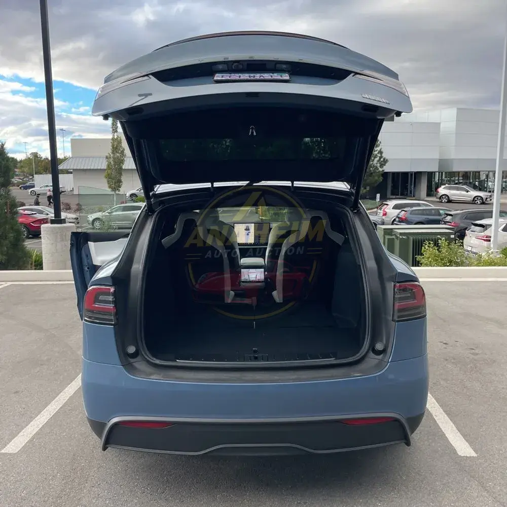 2026 Tesla Model X Plaid