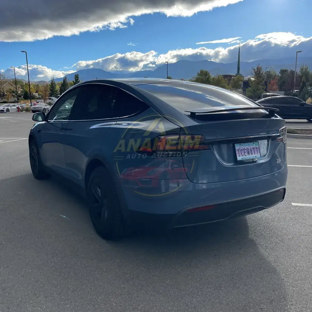 2026 Tesla Model X Plaid