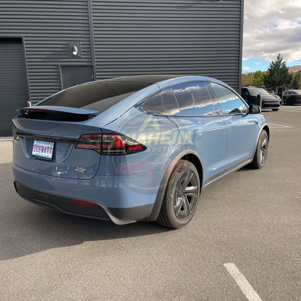 2026 Tesla Model X Plaid