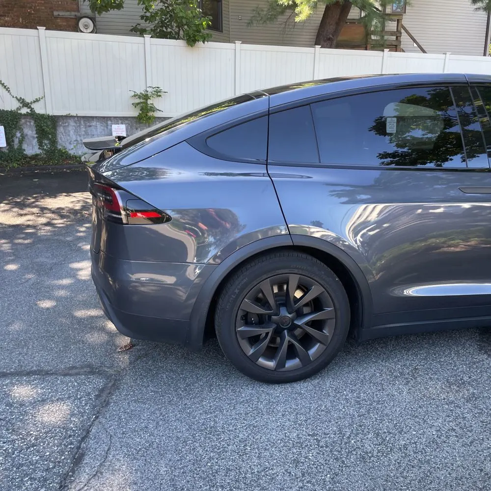 2023 Tesla Model X Standard Range