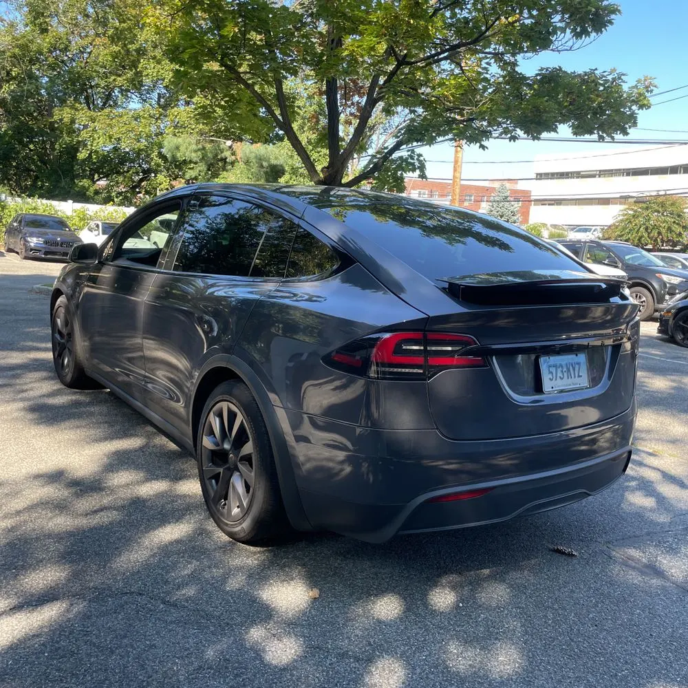 2023 Tesla Model X Standard Range