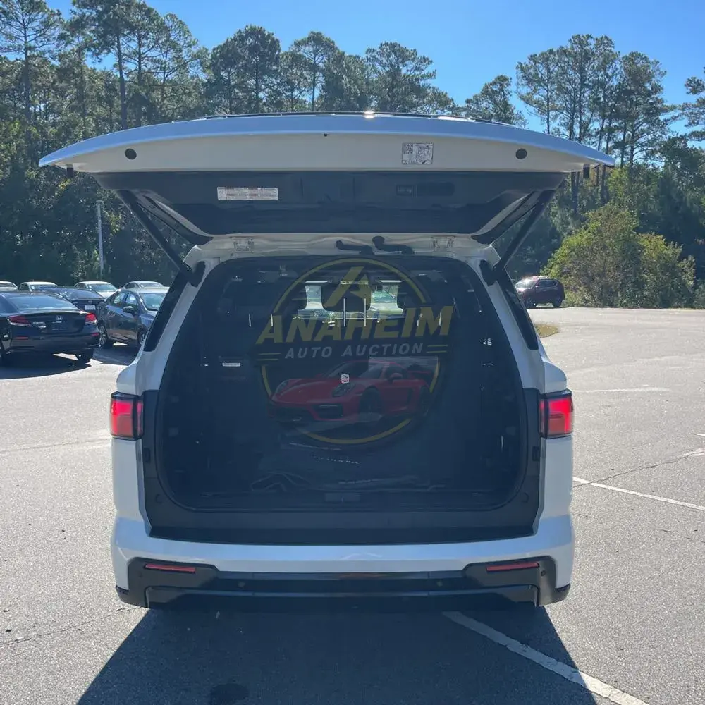 2024 Toyota Sequoia Platinum