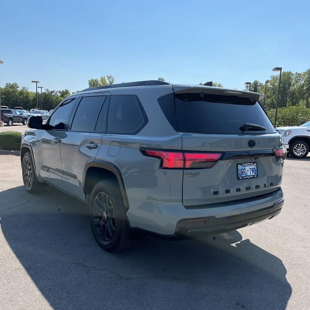 2024 Toyota Sequoia Platinum