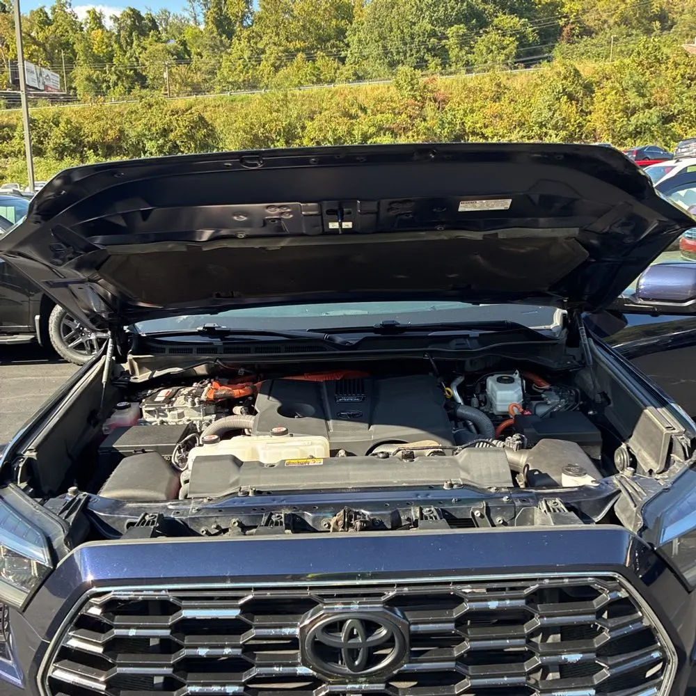 2024 Toyota Sequoia Platinum