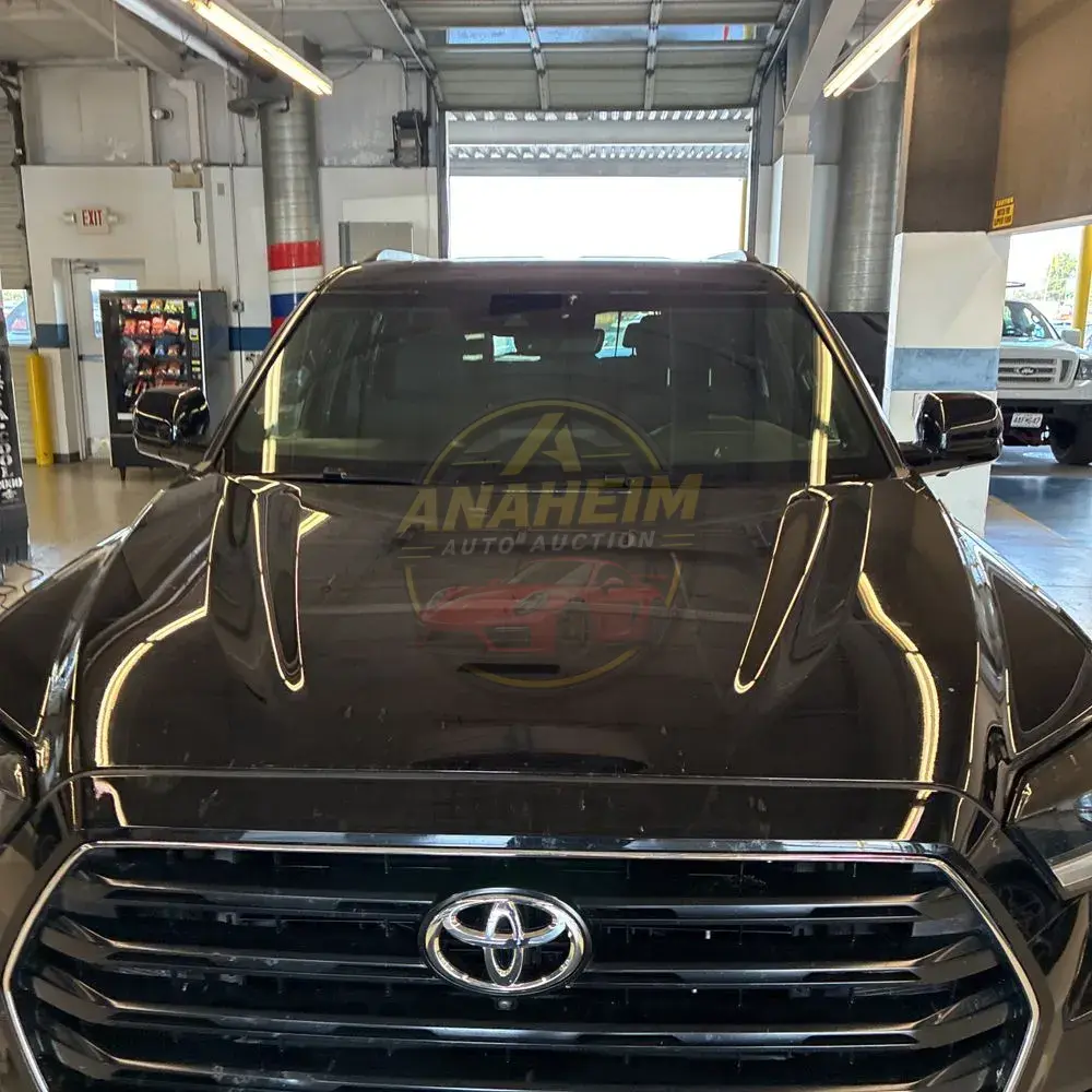 2025 Toyota Sequoia SR5