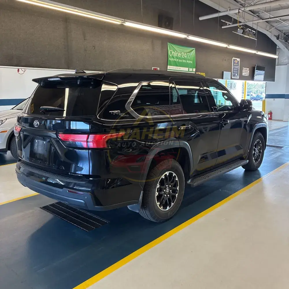2025 Toyota Sequoia SR5
