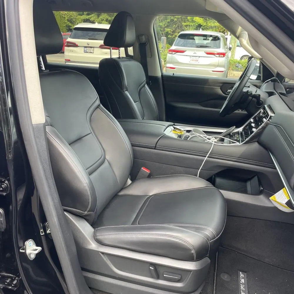 2025 Nissan Armada SV