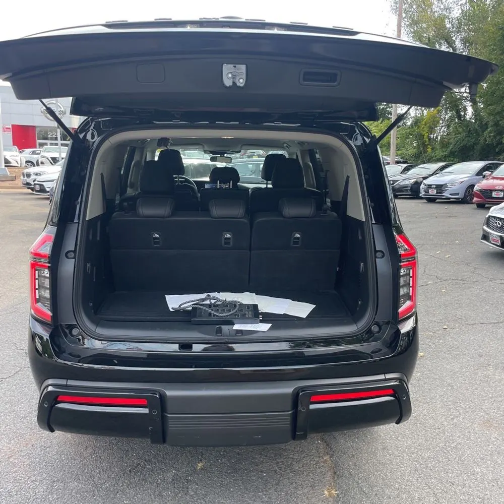 2025 Nissan Armada SV