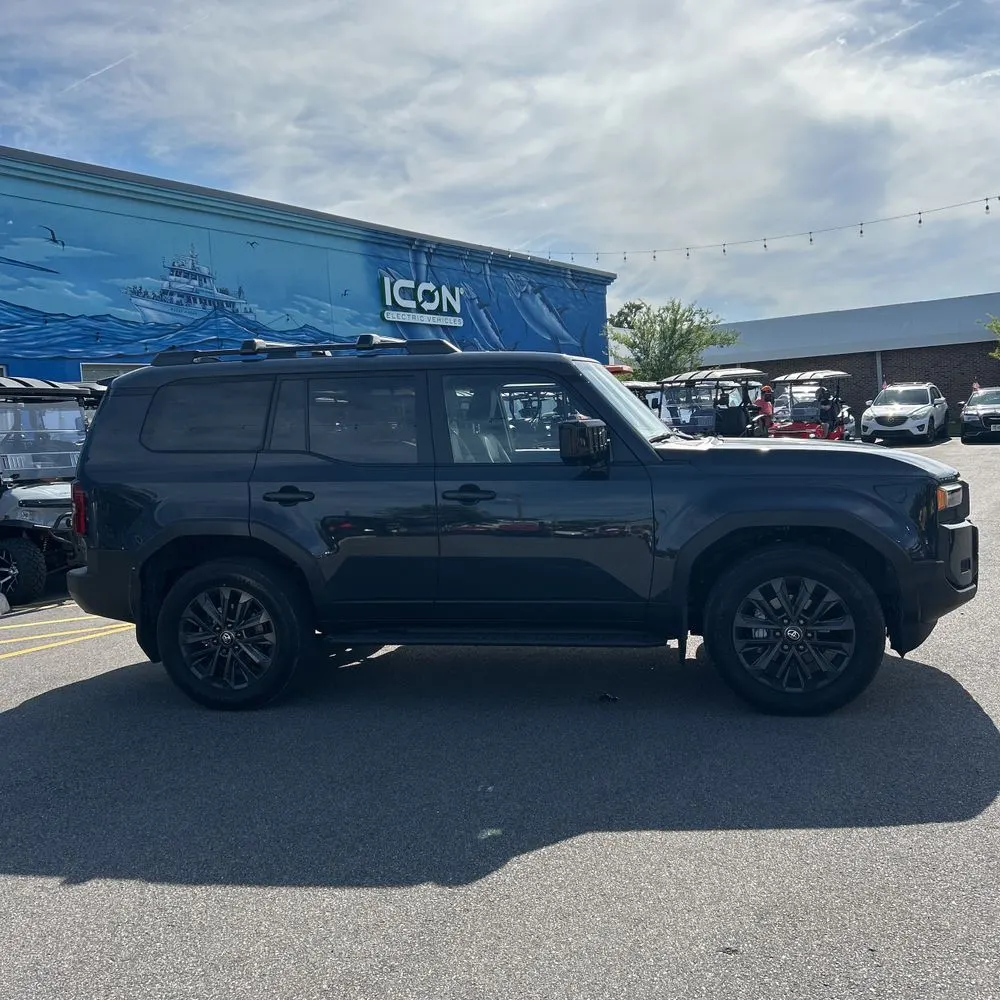 2025 Toyota Land Cruiser Base