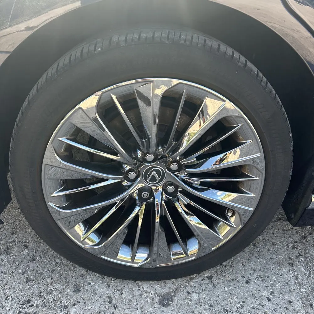 2019 Lexus LS 500h Base