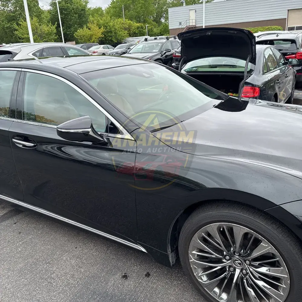 2022 Lexus LS 500 Base
