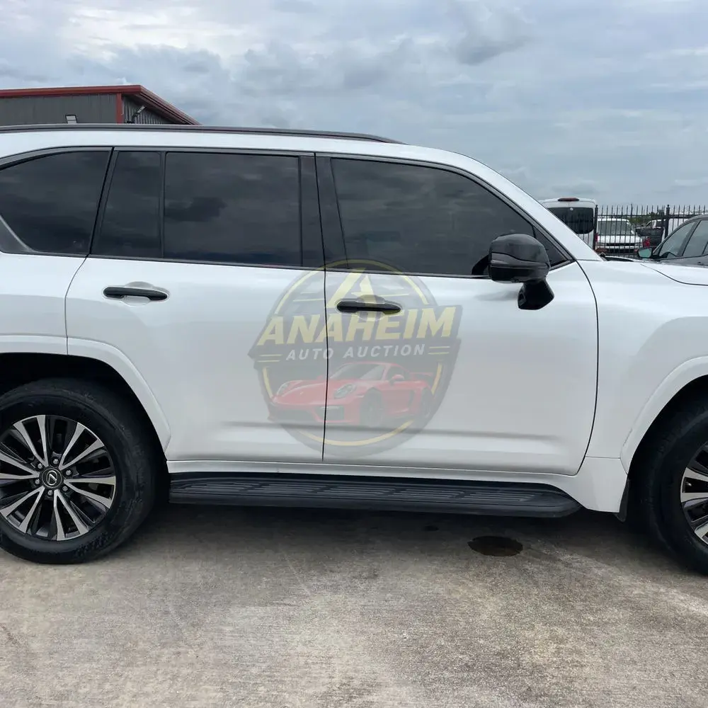 2022 Lexus LX 600 Premium