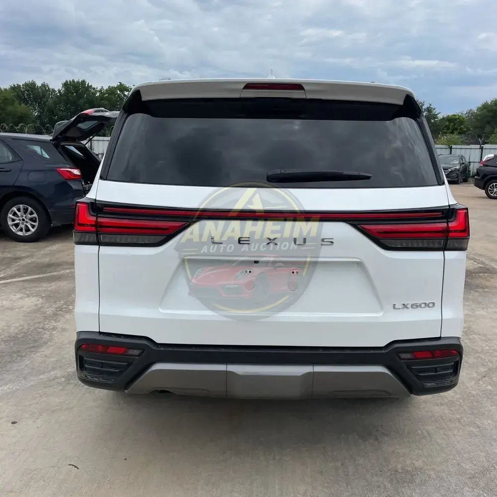 2022 Lexus LX 600 Premium