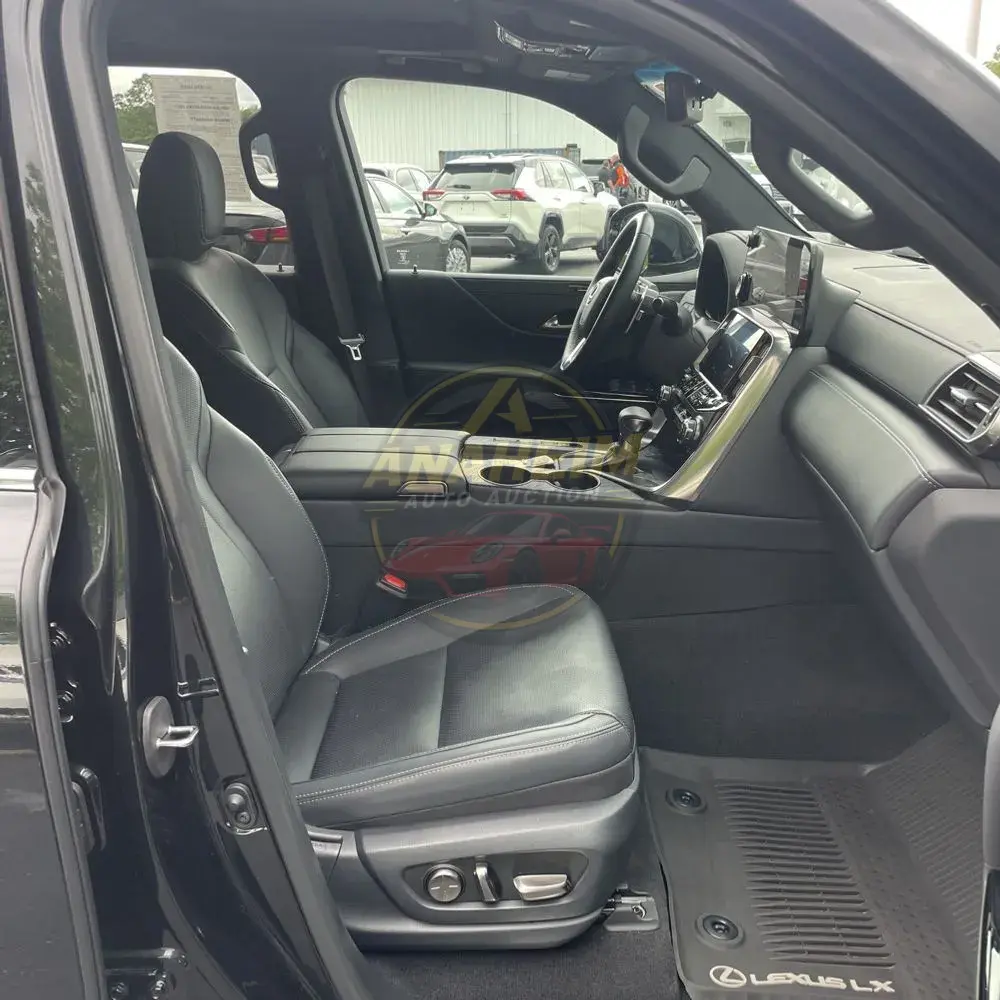 2024 Lexus LX 600 Premium