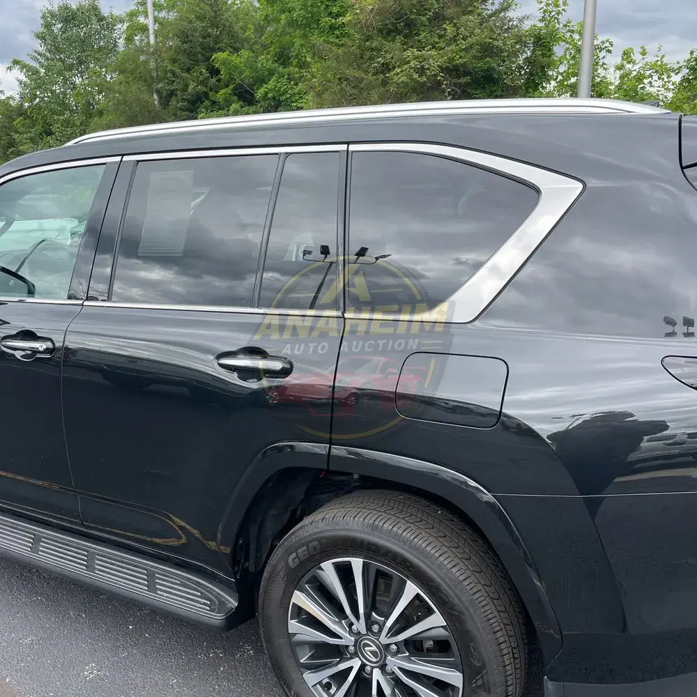 2024 Lexus LX 600 Premium