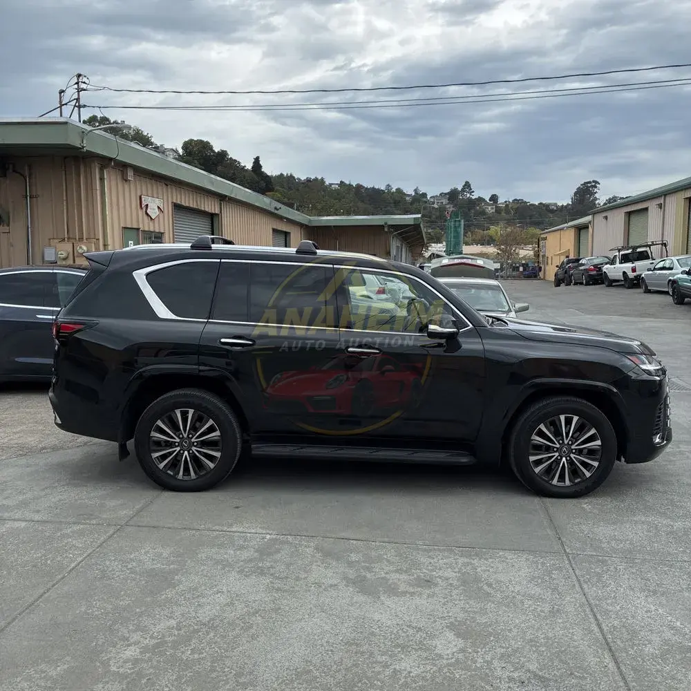 2024 Lexus LX 600 Premium