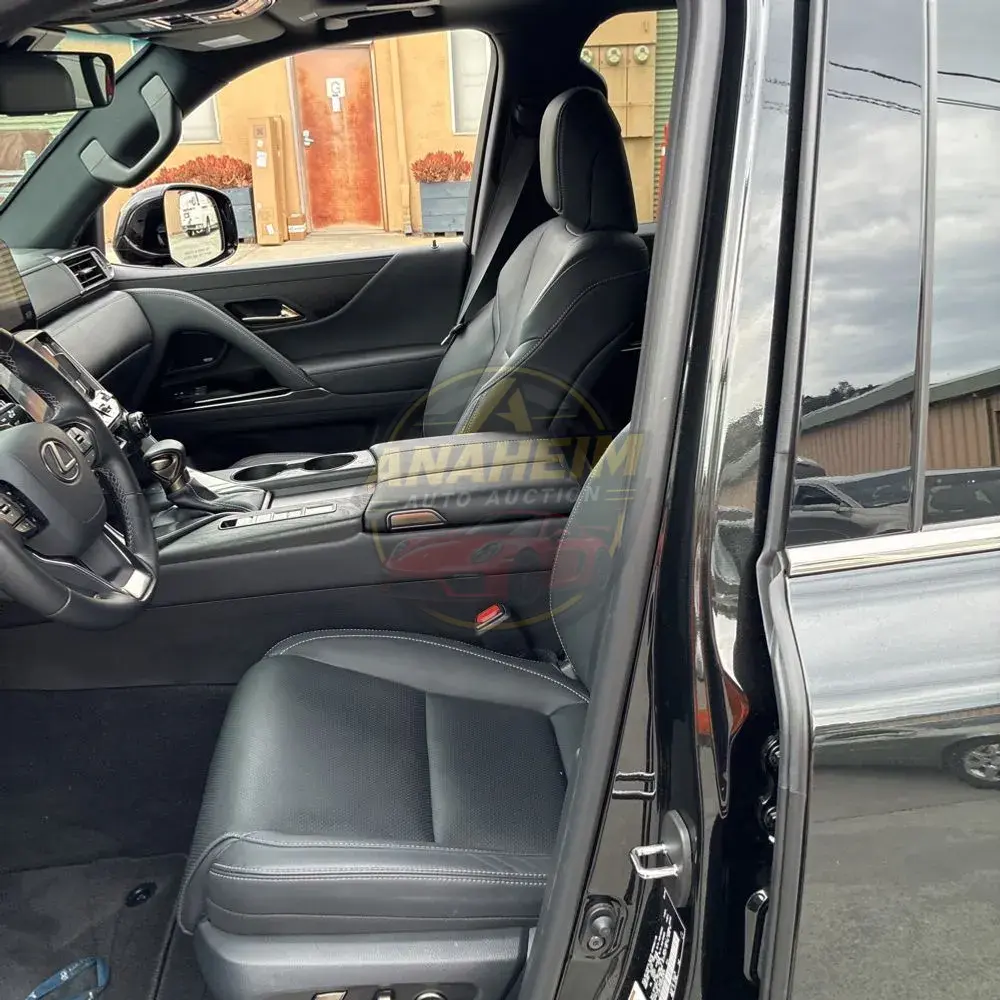 2024 Lexus LX 600 Premium