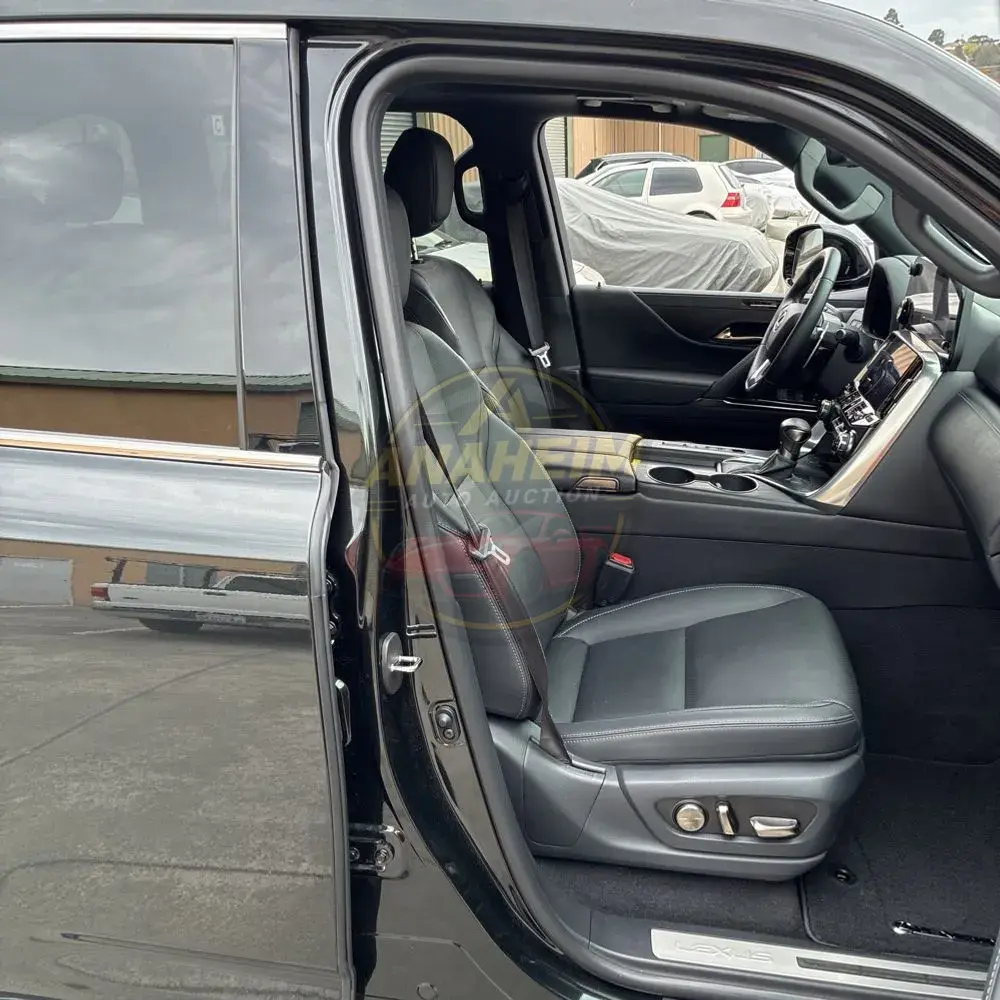 2024 Lexus LX 600 Premium