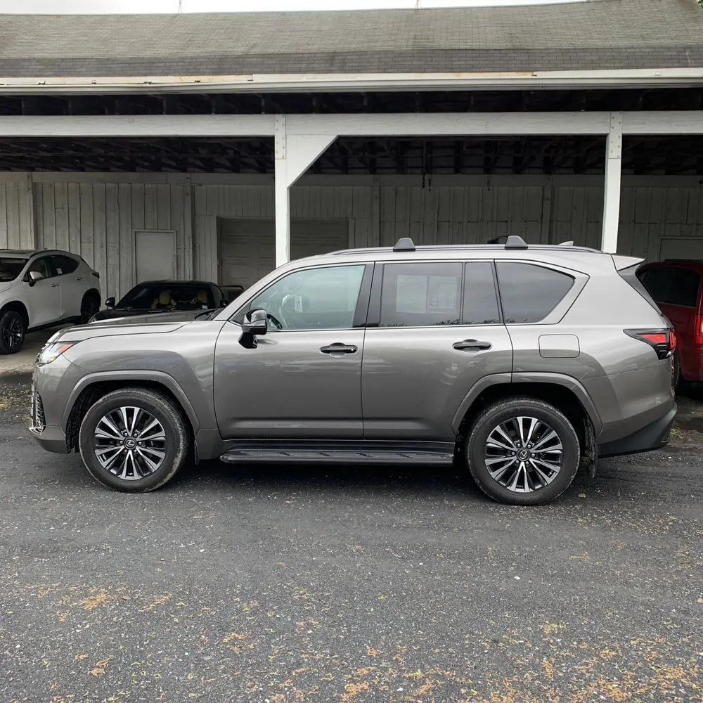 2023 Lexus LX 600 Premium